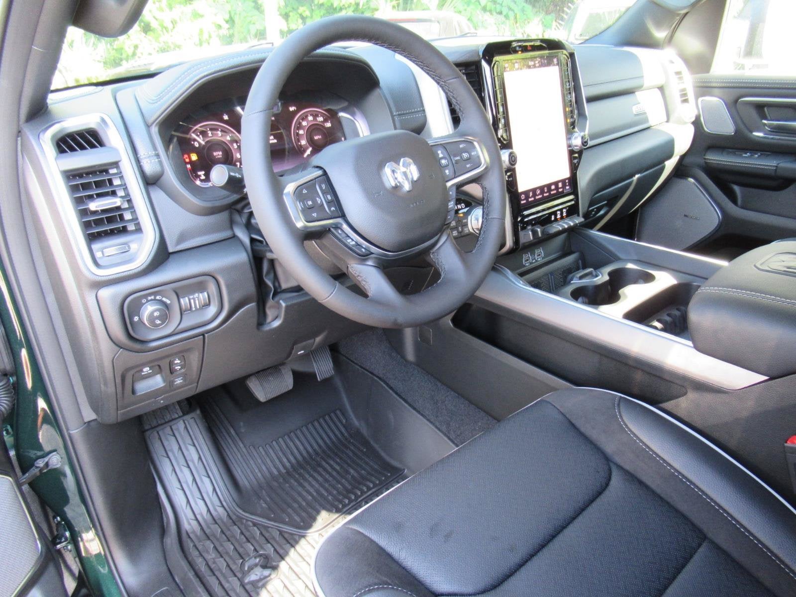 2027 RAM 1500 RAM 1500 LARAMIE CREW CAB 4X4 5'7' BOX
