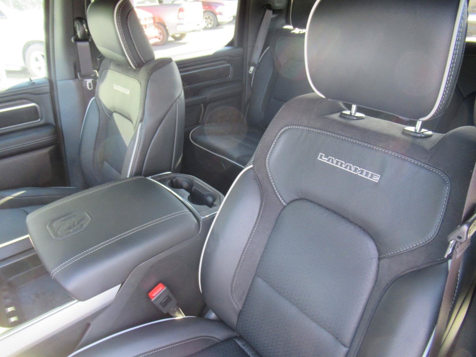 2027 RAM 1500 RAM 1500 LARAMIE CREW CAB 4X4 5'7' BOX