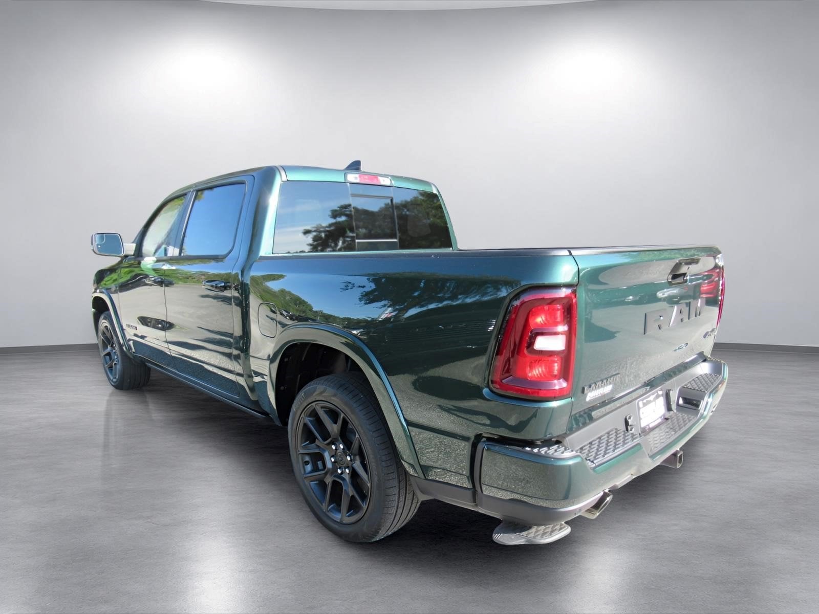 2027 RAM 1500 RAM 1500 LARAMIE CREW CAB 4X4 5'7' BOX