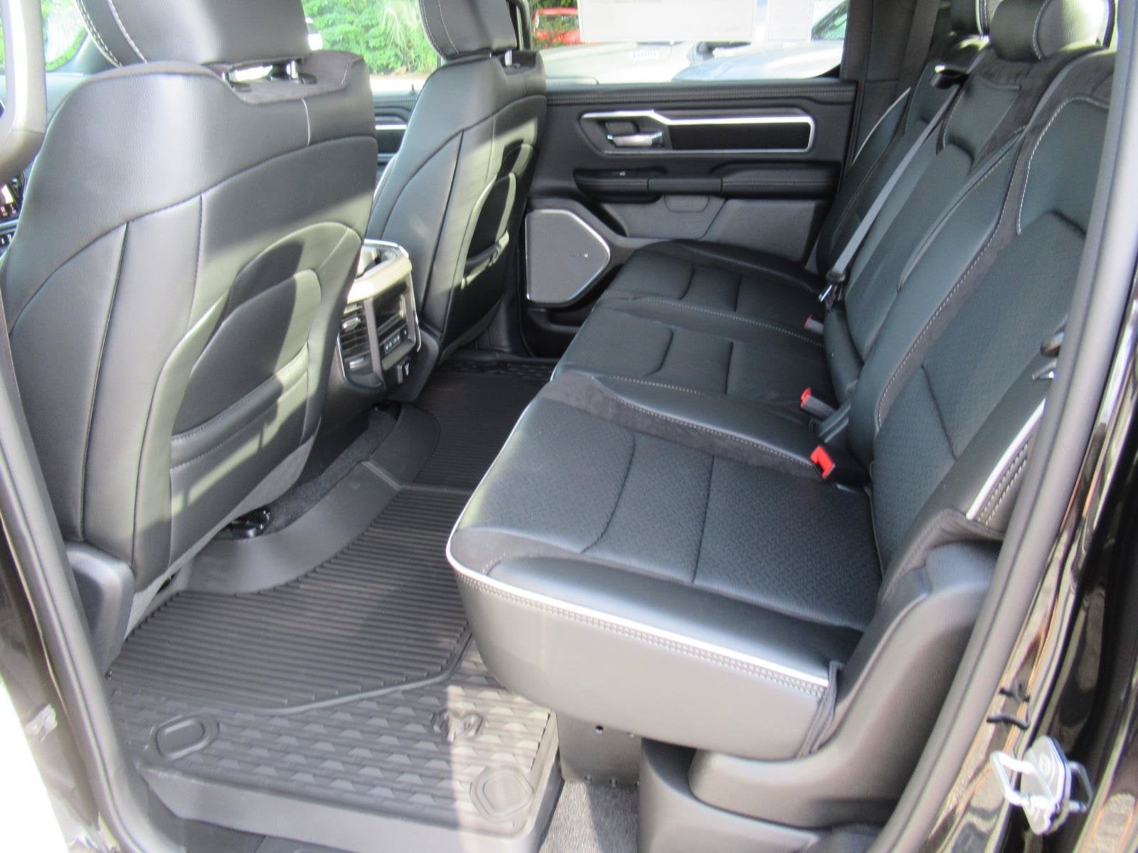 2027 RAM Ram 1500 RAM 1500 LARAMIE CREW CAB 4X4 5'7' BOX