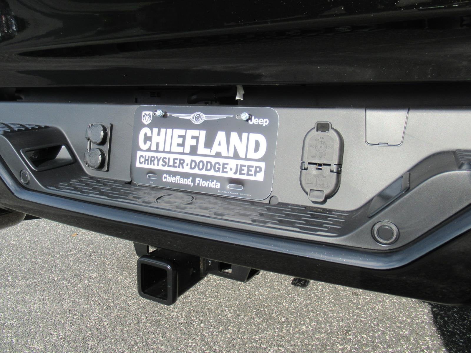2027 RAM Ram 1500 RAM 1500 LARAMIE CREW CAB 4X4 5'7' BOX