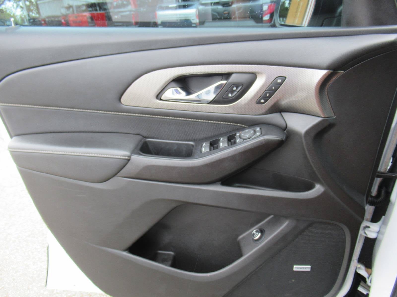 2023 Chevrolet Traverse FWD Premier