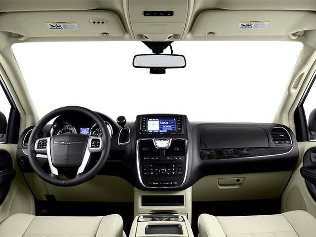 2013 Chrysler Town & Country Touring