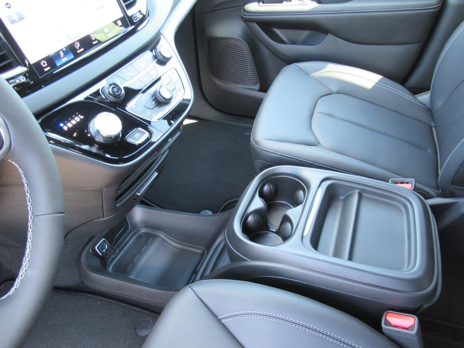 2027 Chrysler Pacifica PACIFICA LX