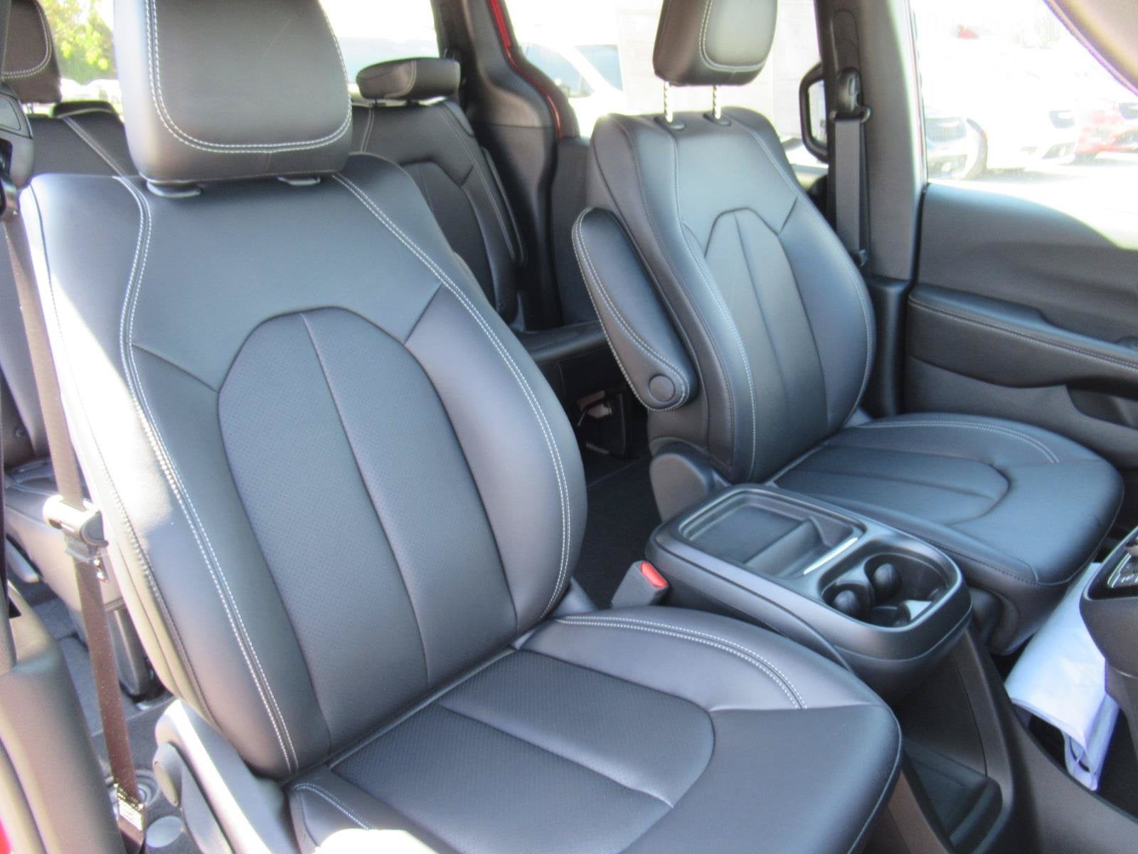 2027 Chrysler Pacifica PACIFICA LX