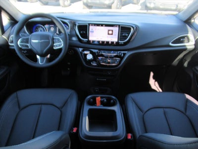 2026 Chrysler Voyager VOYAGER LX