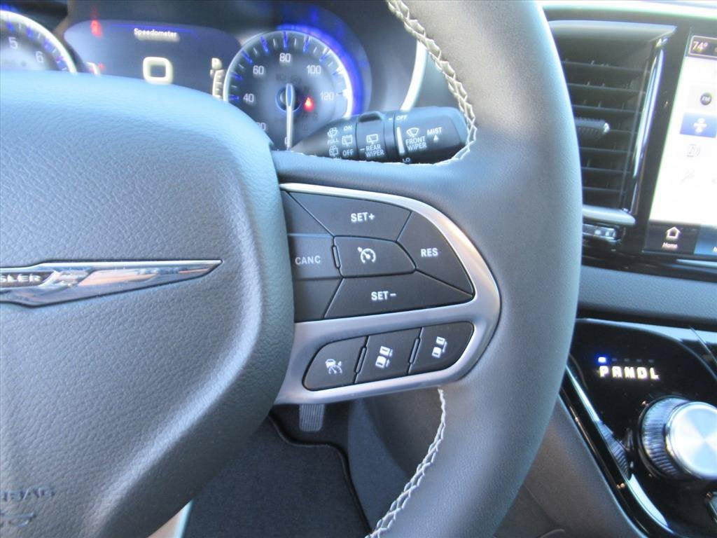 2026 Chrysler Voyager VOYAGER LX