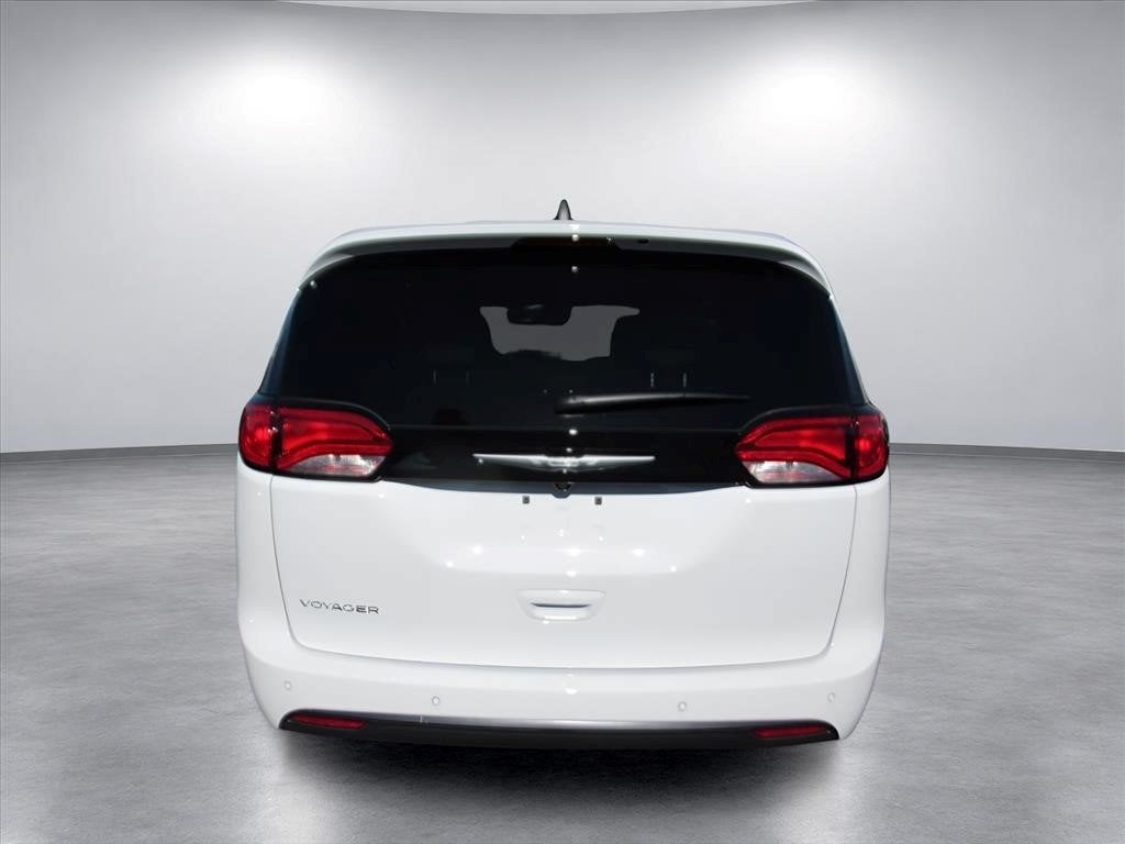 2026 Chrysler Voyager VOYAGER LX