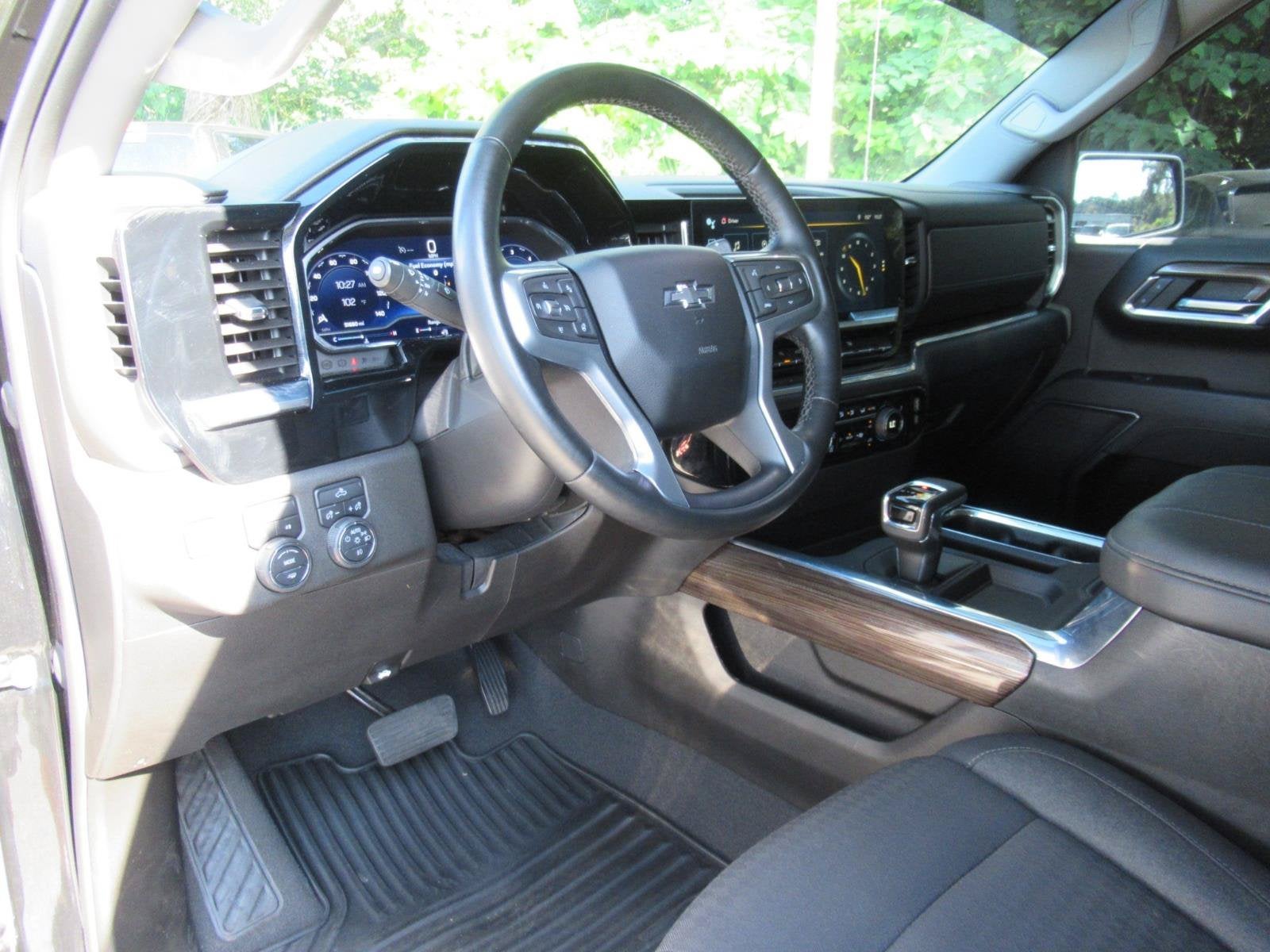 2023 Chevrolet Silverado 1500 4WD Crew Cab Short Bed RST