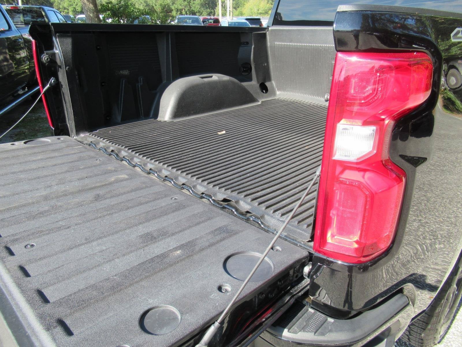 2023 Chevrolet Silverado 1500 4WD Crew Cab Short Bed RST
