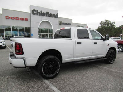 2026 RAM Ram 2500 RAM 2500 BLACK EXPRESS CREW CAB 4X2 6'4' BOX