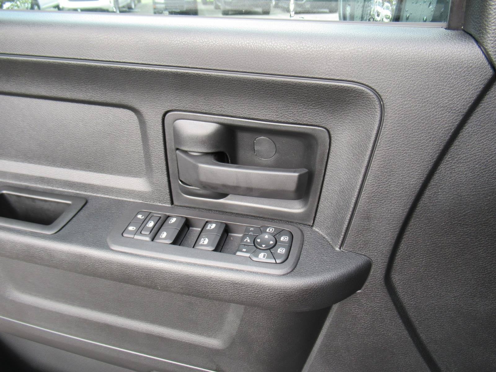 2027 RAM Ram 2500 RAM 2500 WARLOCK CREW CAB 4X4 6'4' BOX