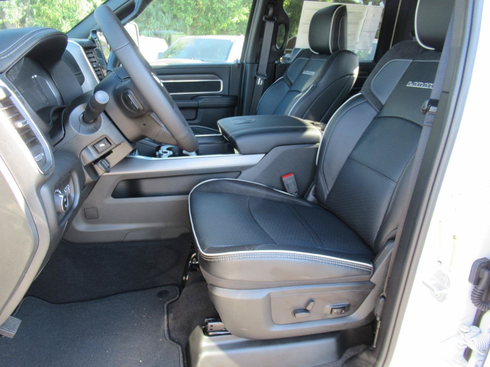2027 RAM Ram 2500 RAM 2500 LARAMIE CREW CAB 4X4 6'4' BOX