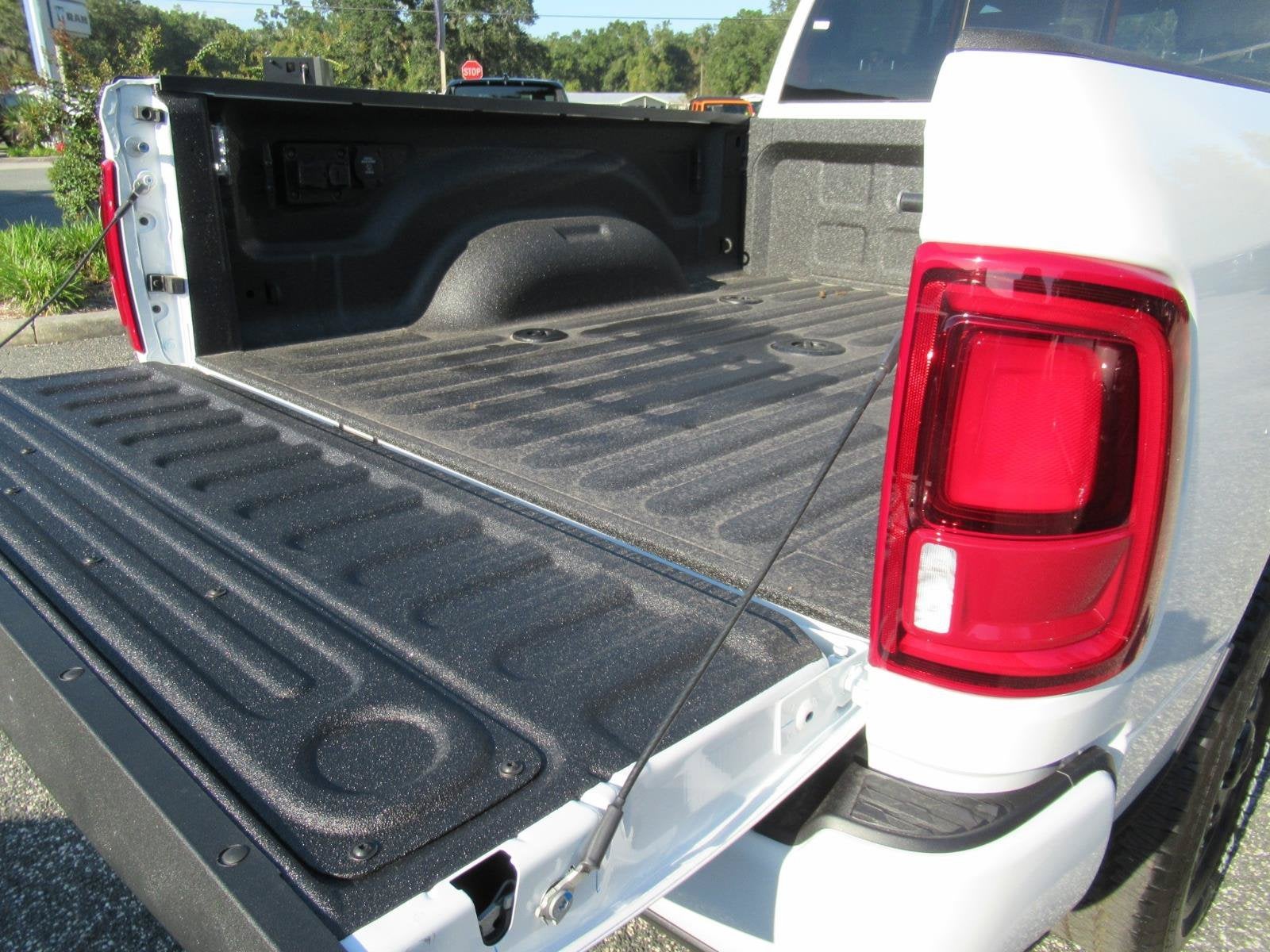 2027 RAM Ram 2500 RAM 2500 LARAMIE CREW CAB 4X4 6'4' BOX