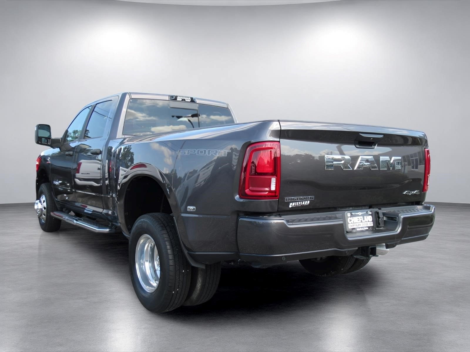 2026 RAM 3500 RAM 3500 BIG HORN CREW CAB 4X4 8' BOX