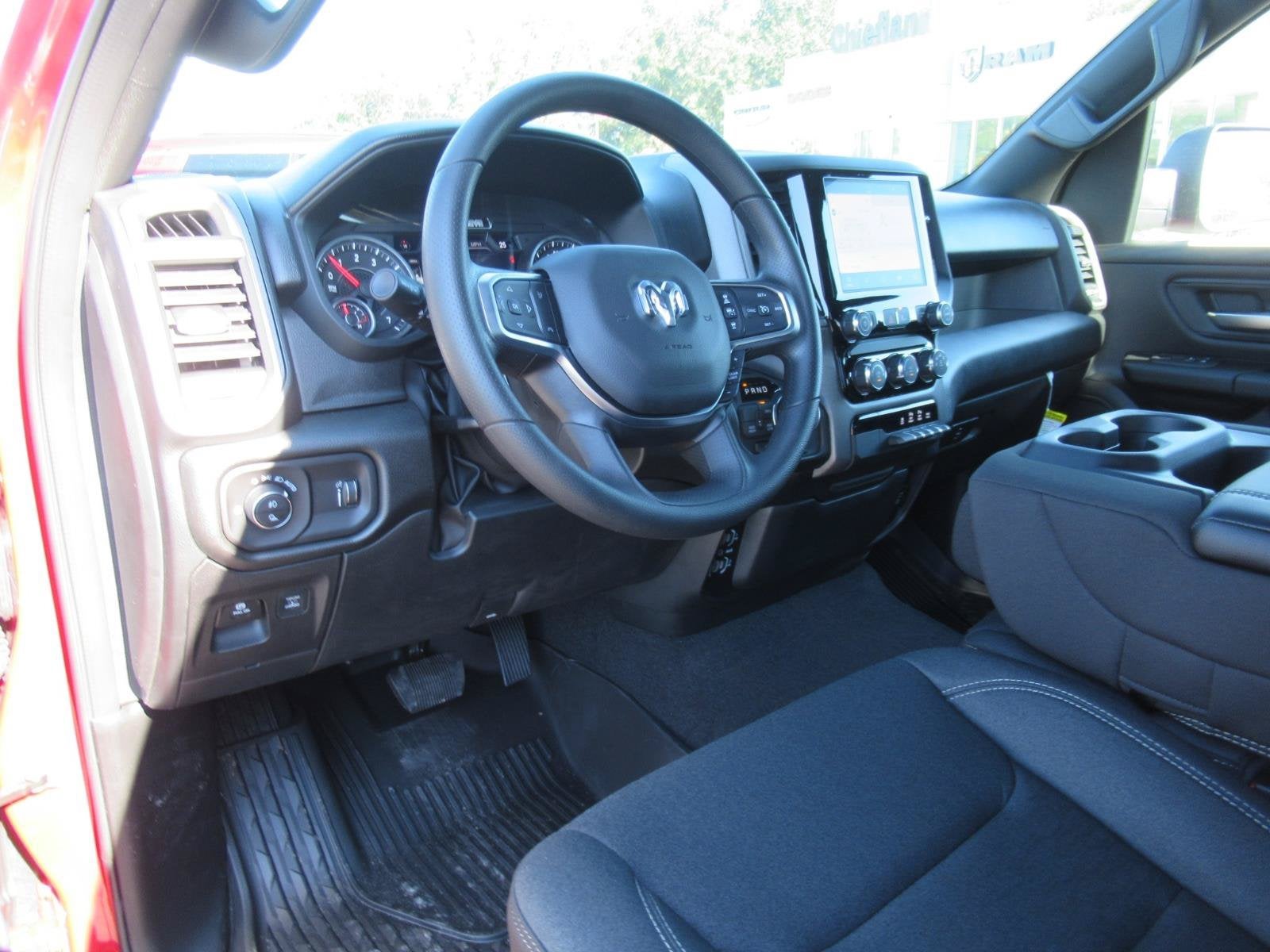 2027 RAM 1500 RAM 1500 WARLOCK CREW CAB 4X4 5'7' BOX