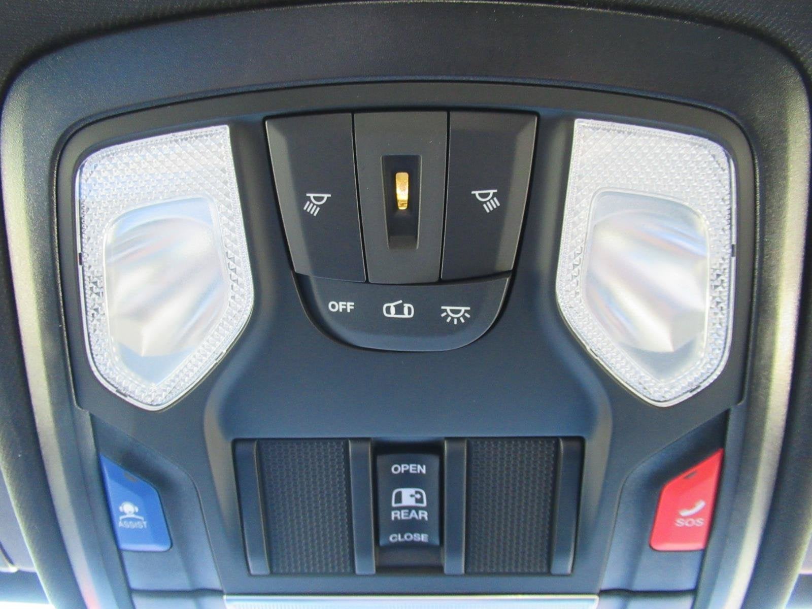 2027 RAM 1500 RAM 1500 WARLOCK CREW CAB 4X4 5'7' BOX