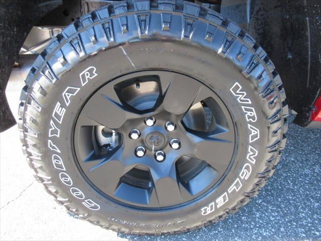 2027 RAM Ram 1500 RAM 1500 WARLOCK CREW CAB 4X4 5'7' BOX