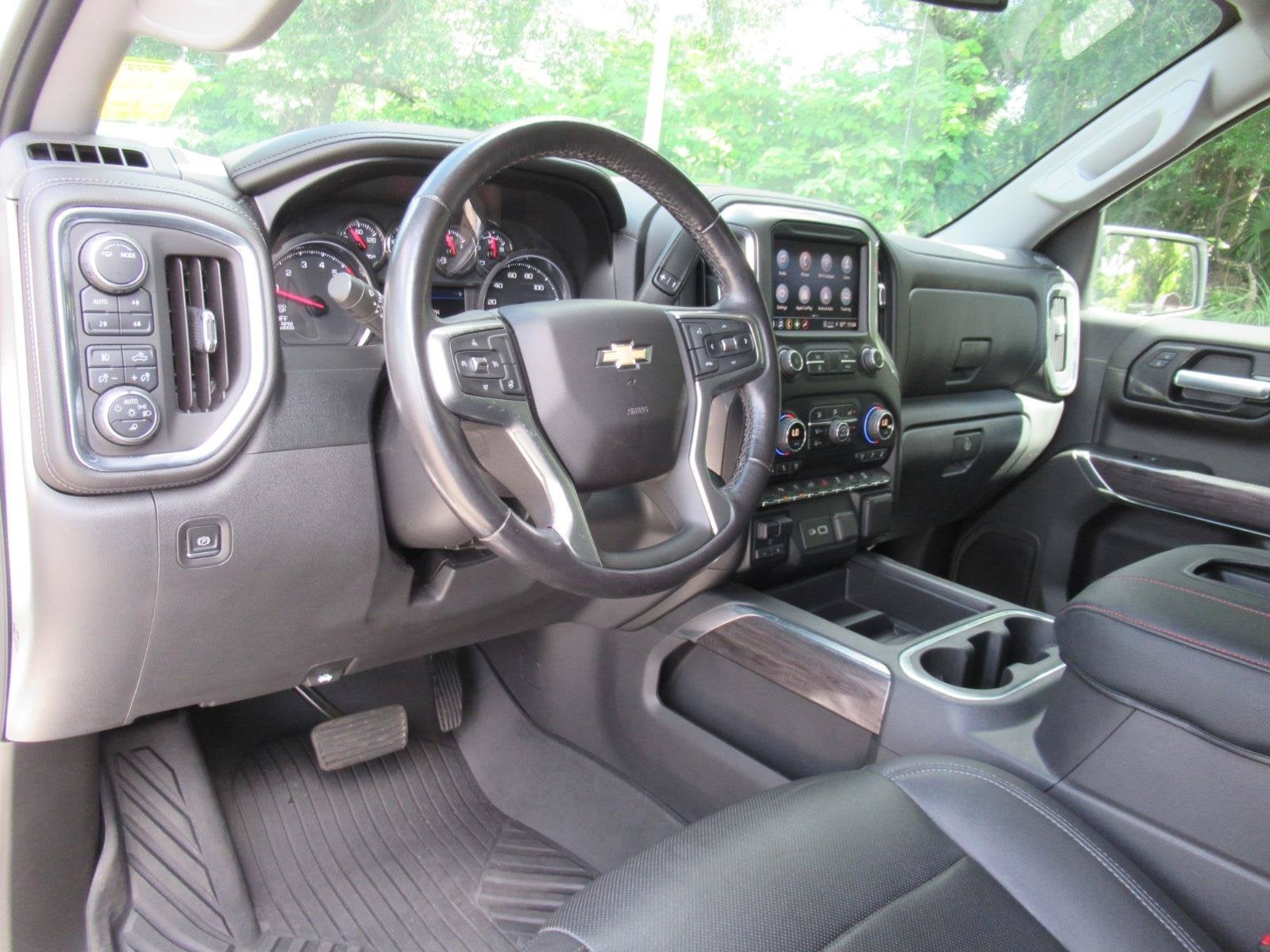 2021 Chevrolet Silverado 1500 4WD Crew Cab Short Bed LTZ