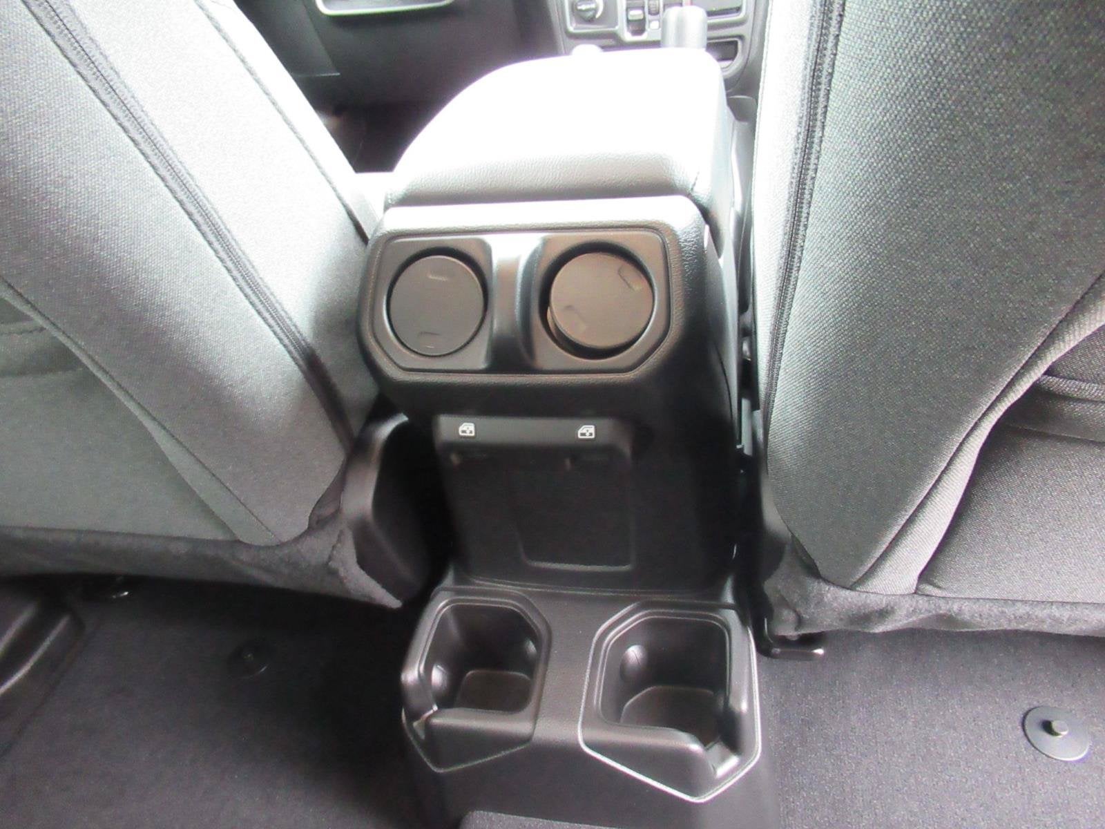 2027 Jeep Wrangler WRANGLER 4-DOOR SPORT S