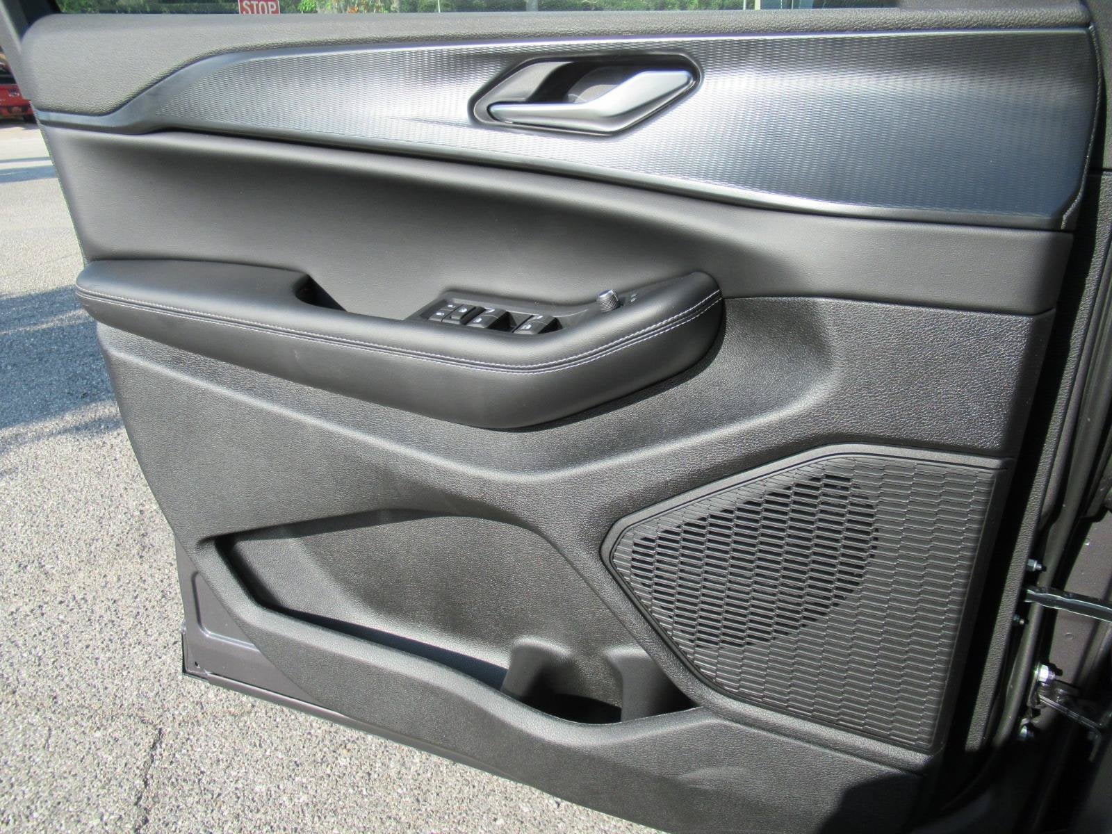 2026 Jeep Grand Cherokee GRAND CHEROKEE LAREDO X 4X2