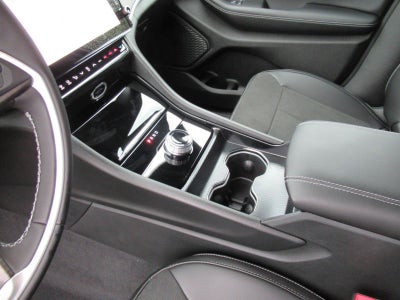 2027 Jeep Grand Cherokee GRAND CHEROKEE LAREDO ALTITUDE 4X2