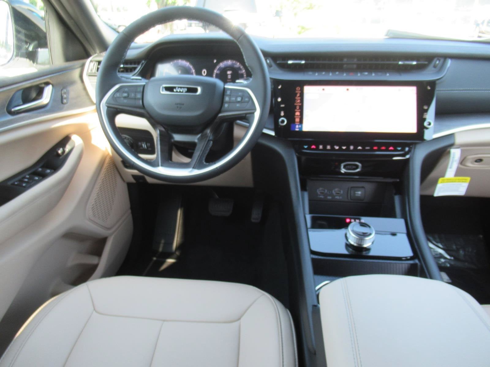 2026 Jeep Grand Cherokee GRAND CHEROKEE LIMITED 4X2