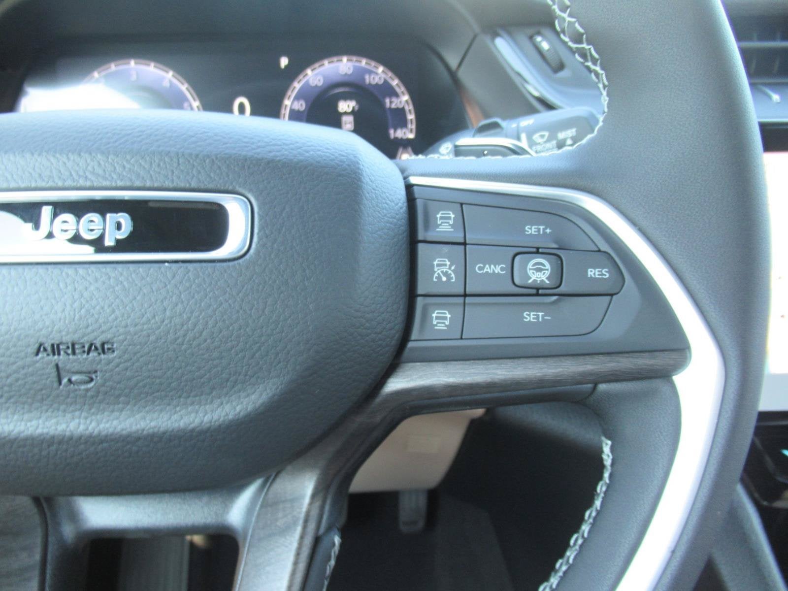 2026 Jeep Grand Cherokee GRAND CHEROKEE LIMITED 4X2