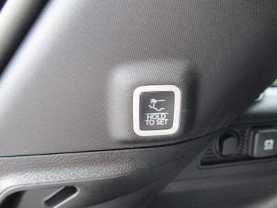 2027 Jeep Grand Cherokee GRAND CHEROKEE LAREDO X 4X4