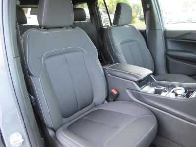 2027 Jeep Grand Cherokee GRAND CHEROKEE LAREDO X 4X4
