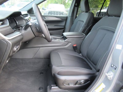 2027 Jeep Grand Cherokee GRAND CHEROKEE LAREDO X 4X4