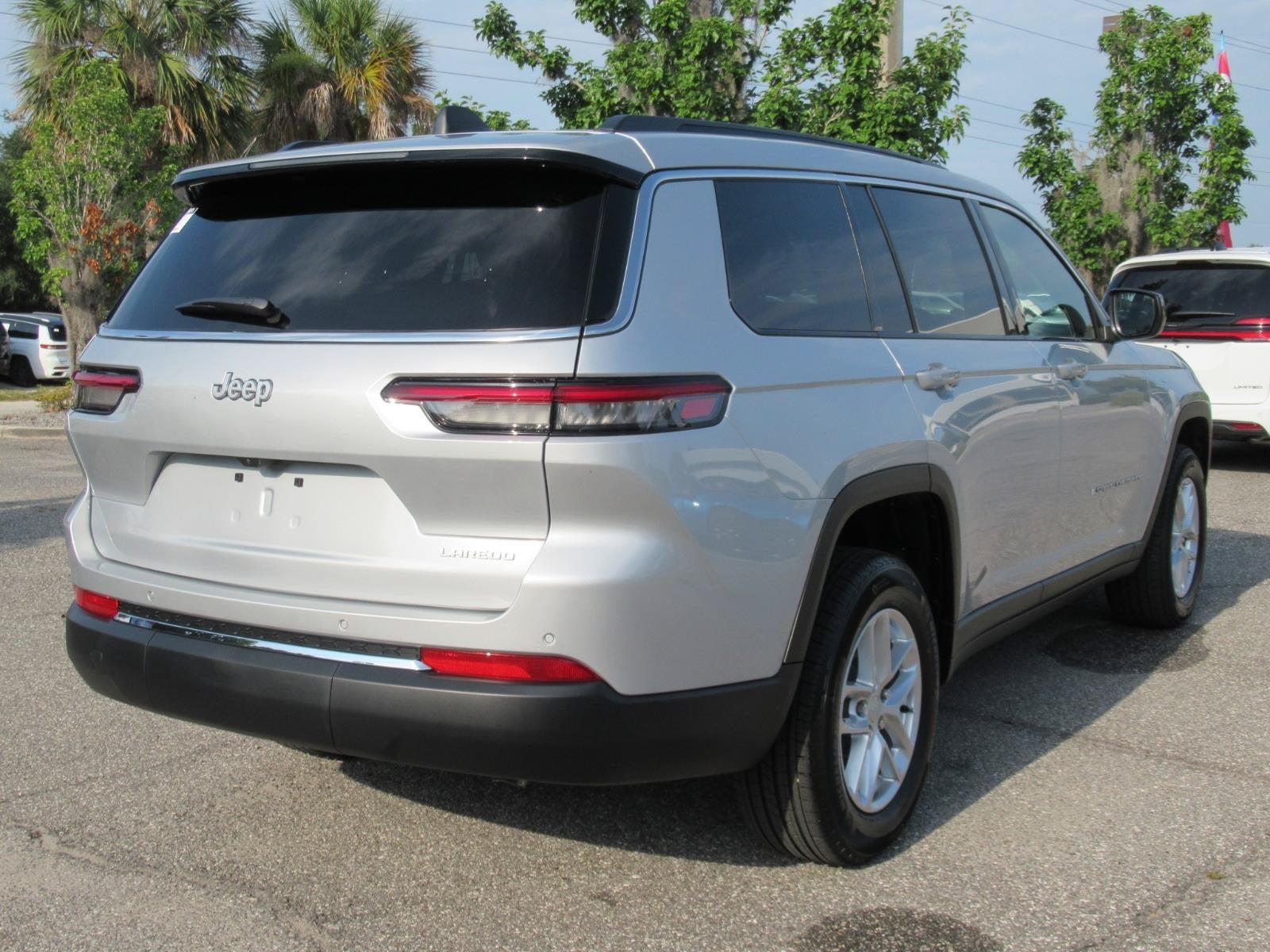 2026 Jeep Grand Cherokee GRAND CHEROKEE L LAREDO X 4X2