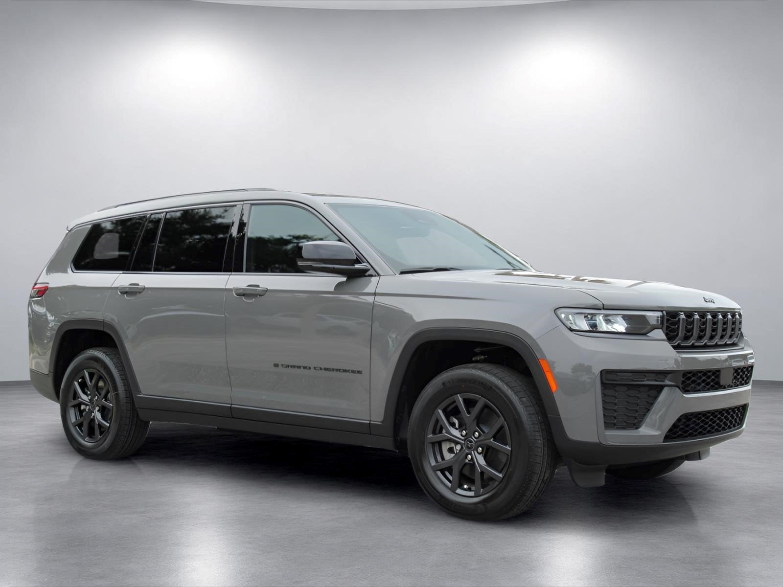 2027 Jeep Grand Cherokee GRAND CHEROKEE L LAREDO ALTITUDE 4X2
