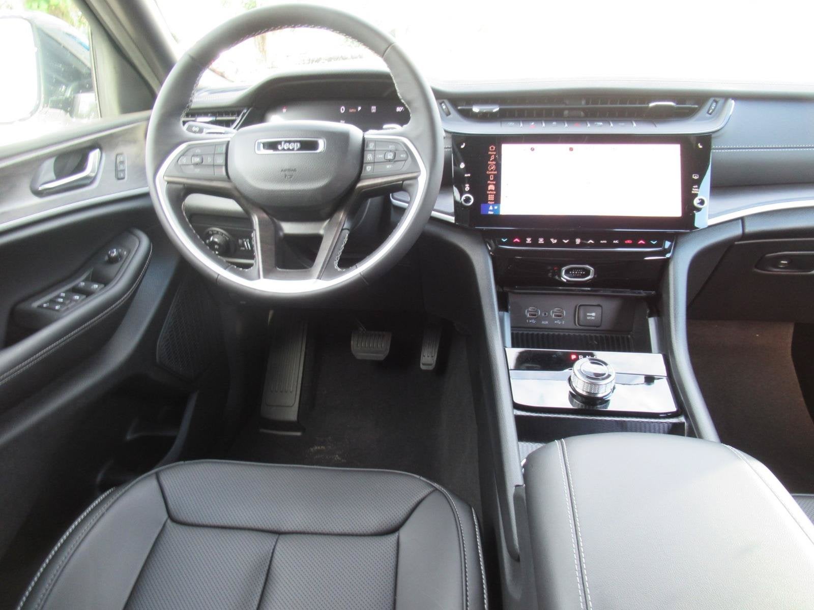 2026 Jeep Grand Cherokee GRAND CHEROKEE L LIMITED 4X2