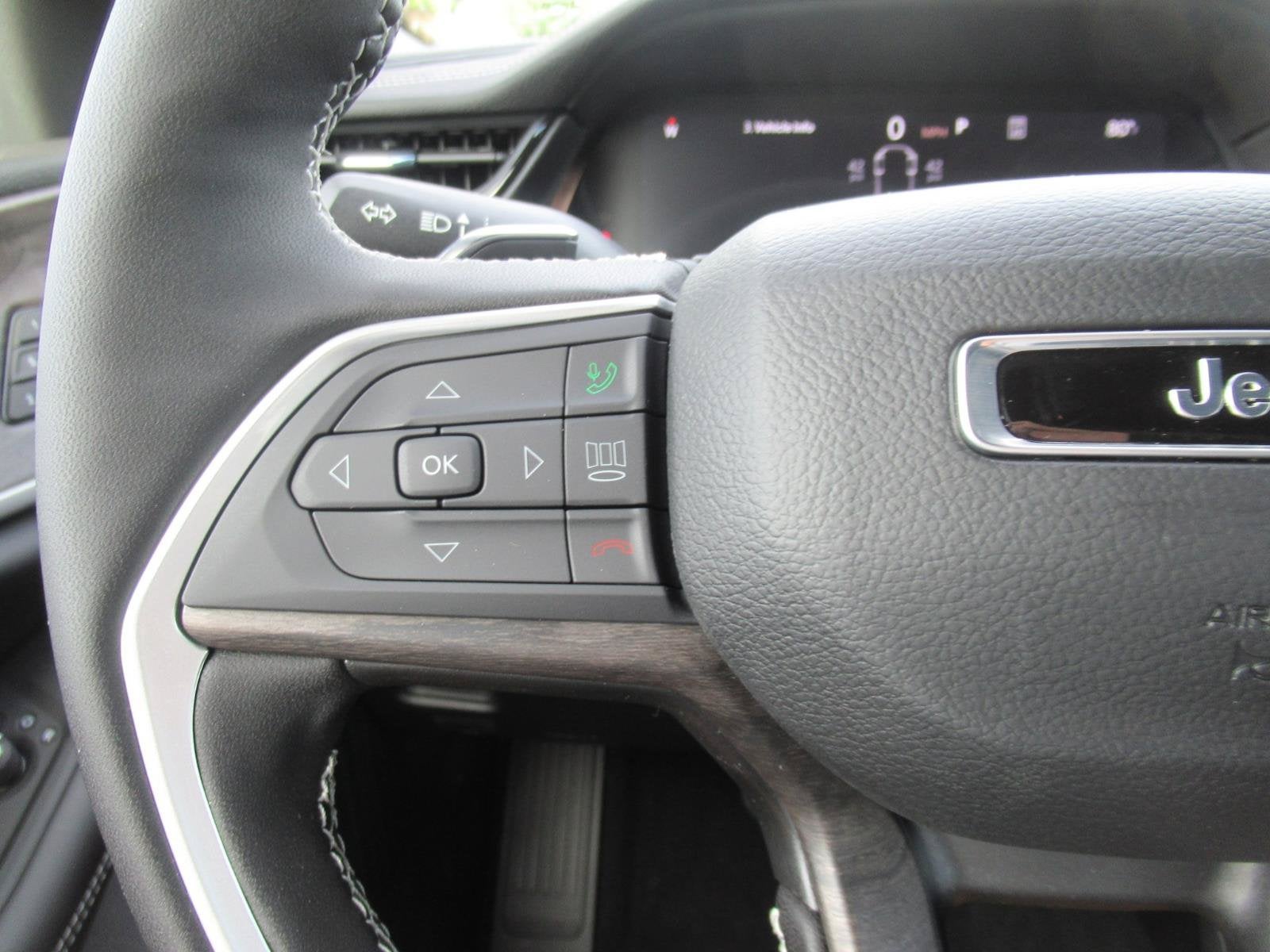 2026 Jeep Grand Cherokee GRAND CHEROKEE L LIMITED 4X2