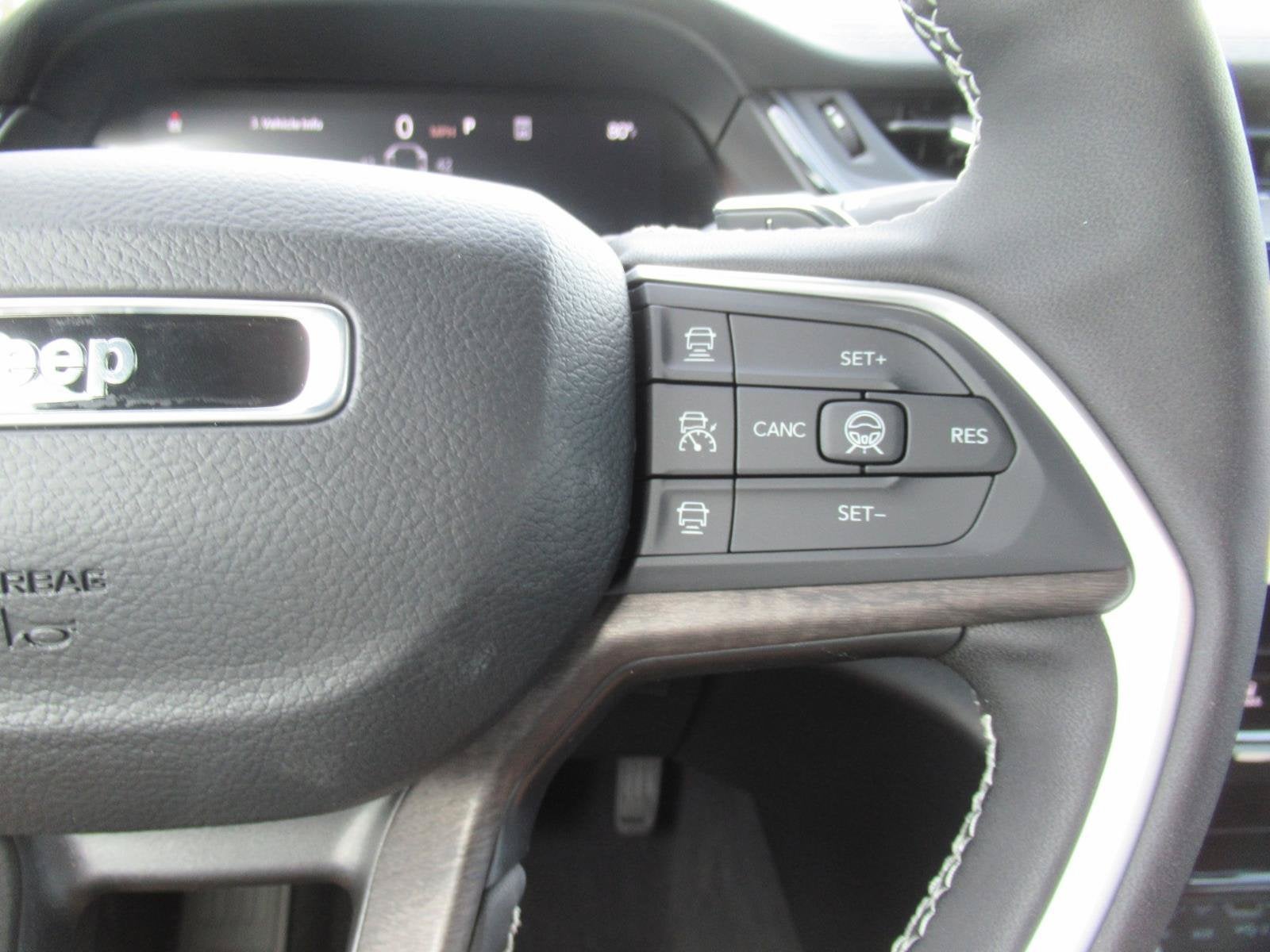 2026 Jeep Grand Cherokee GRAND CHEROKEE L LIMITED 4X2