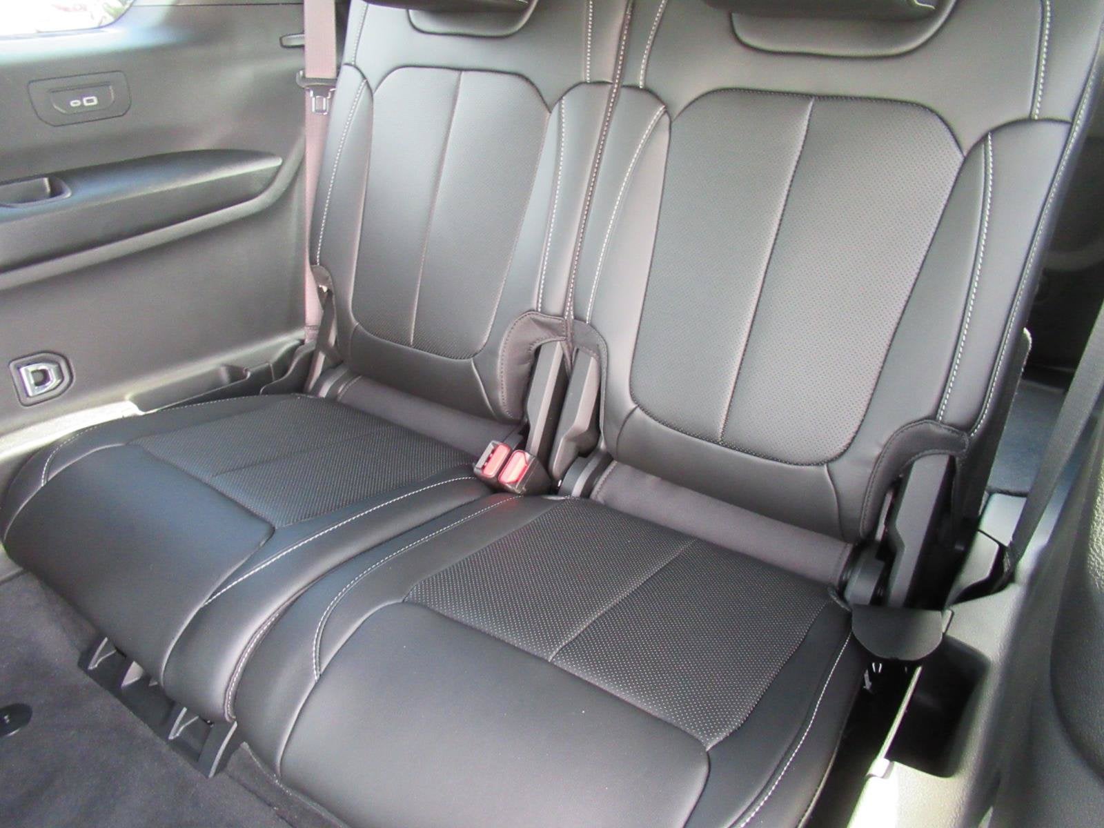 2026 Jeep Grand Cherokee GRAND CHEROKEE L LIMITED 4X2