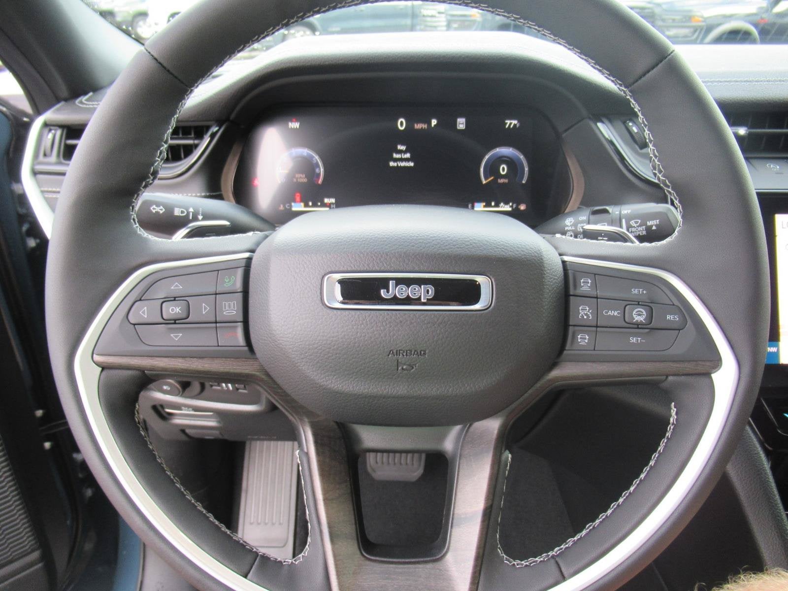 2026 Jeep Grand Cherokee GRAND CHEROKEE L LIMITED 4X2