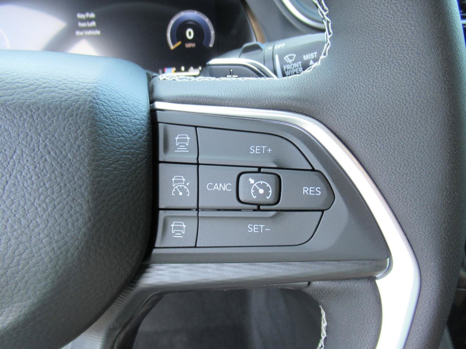 2026 Jeep Grand Cherokee GRAND CHEROKEE L LAREDO X 4X4