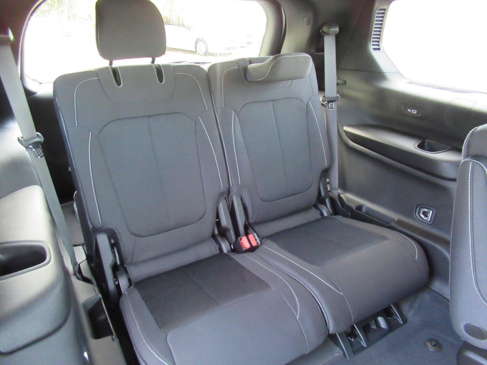 2026 Jeep Grand Cherokee GRAND CHEROKEE L LAREDO X 4X4