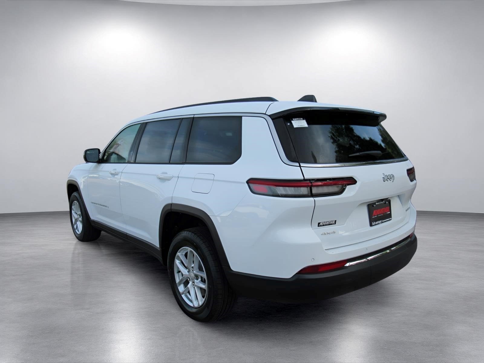 2026 Jeep Grand Cherokee GRAND CHEROKEE L LAREDO X 4X4