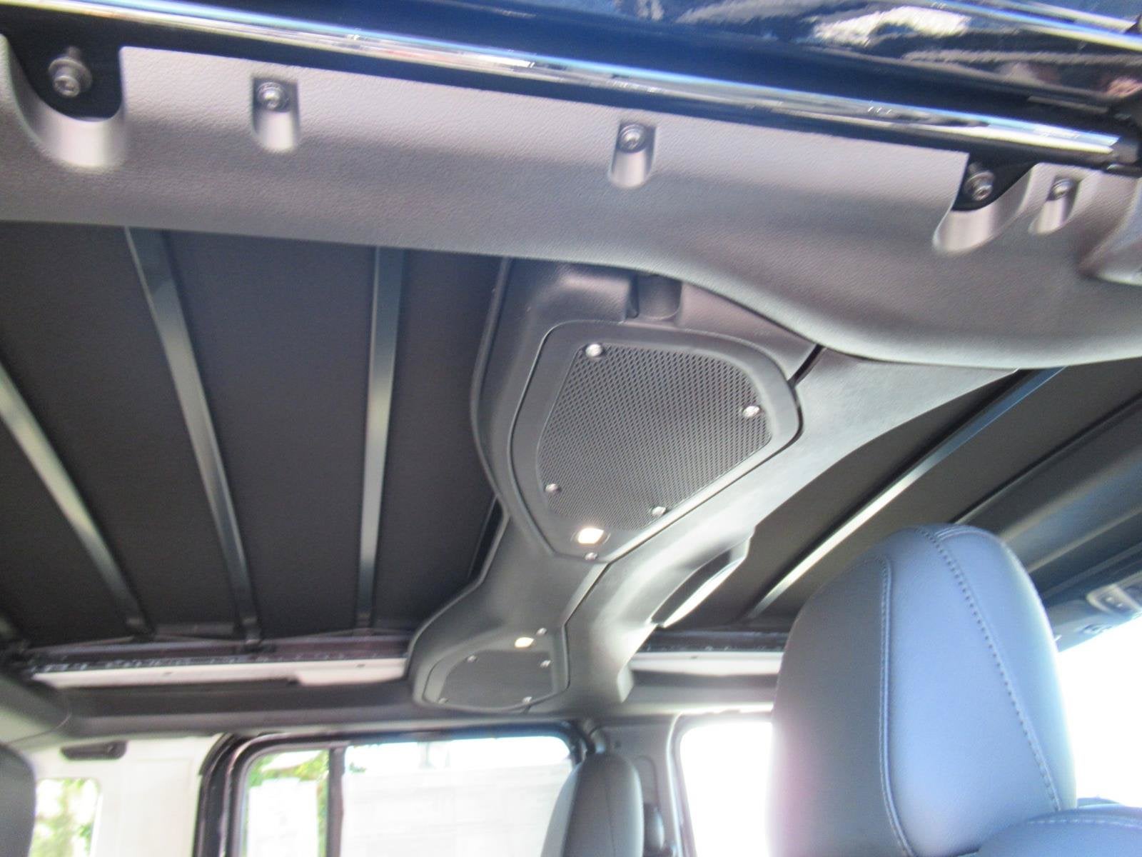2027 Jeep Wrangler WRANGLER 4-DOOR RUBICON X