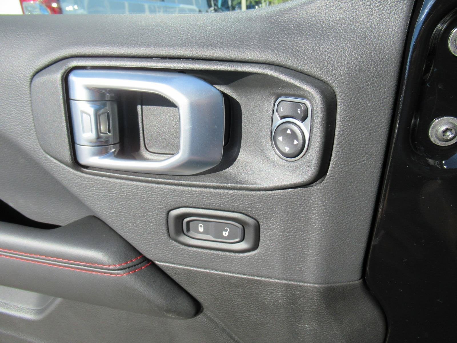 2027 Jeep Wrangler WRANGLER 4-DOOR RUBICON X