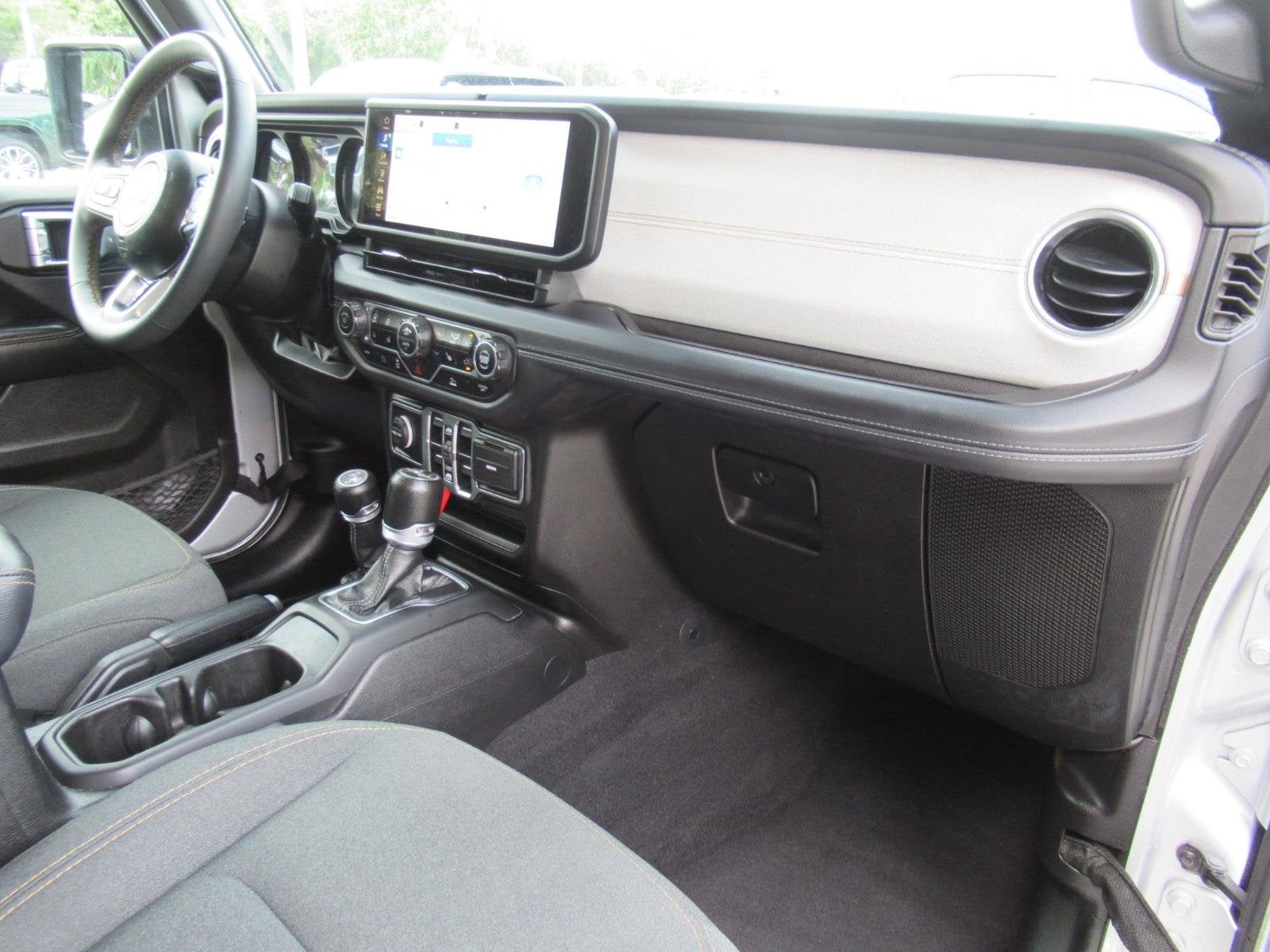 2024 Jeep Wrangler 4xe Sahara 4xe