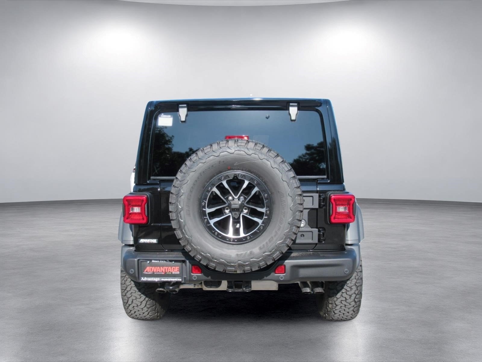 2026 Jeep Wrangler WRANGLER 4-DOOR MOAB 392