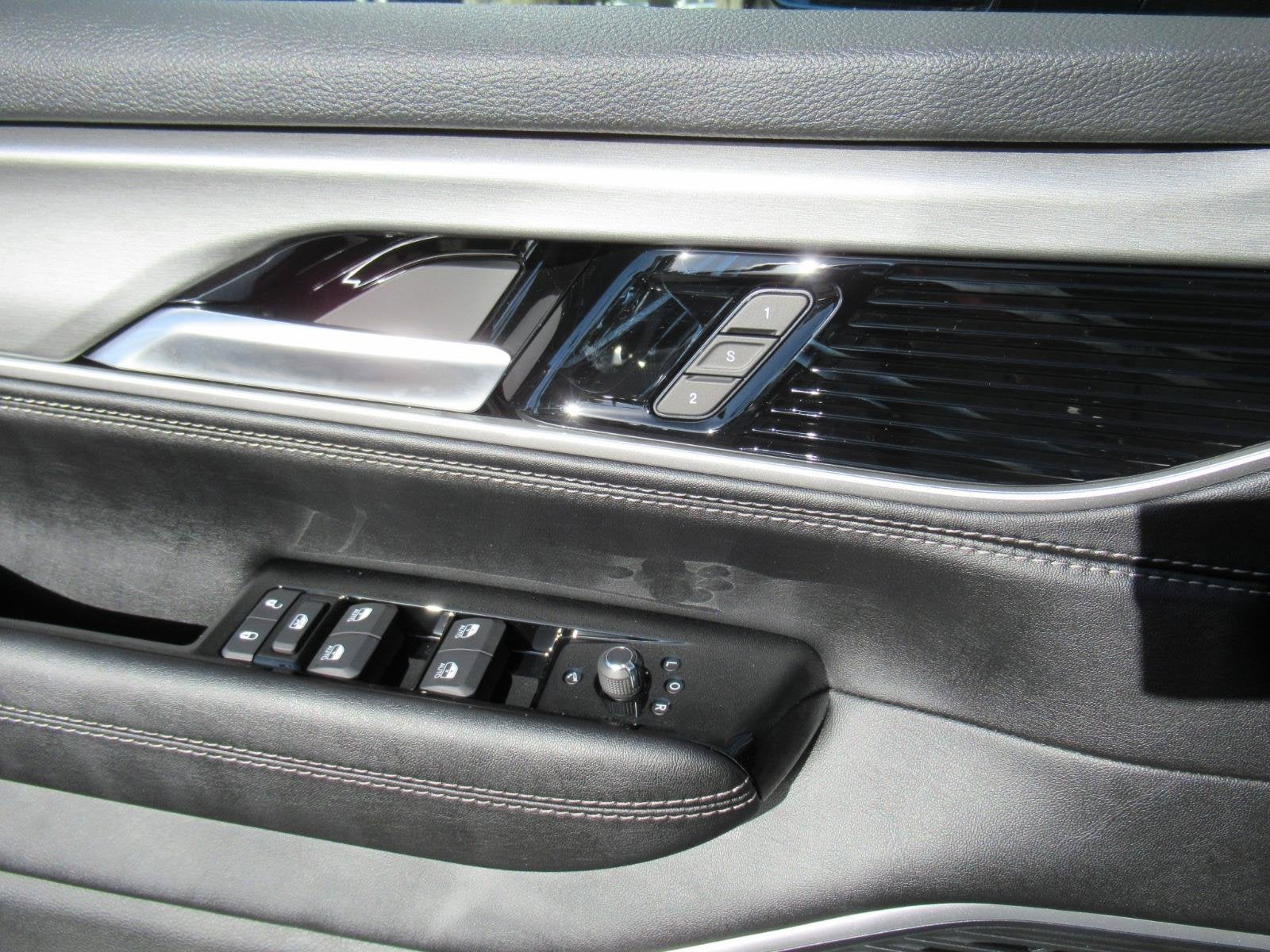 2026 Jeep Grand Wagoneer GRAND WAGONEER UPLAND 4X4