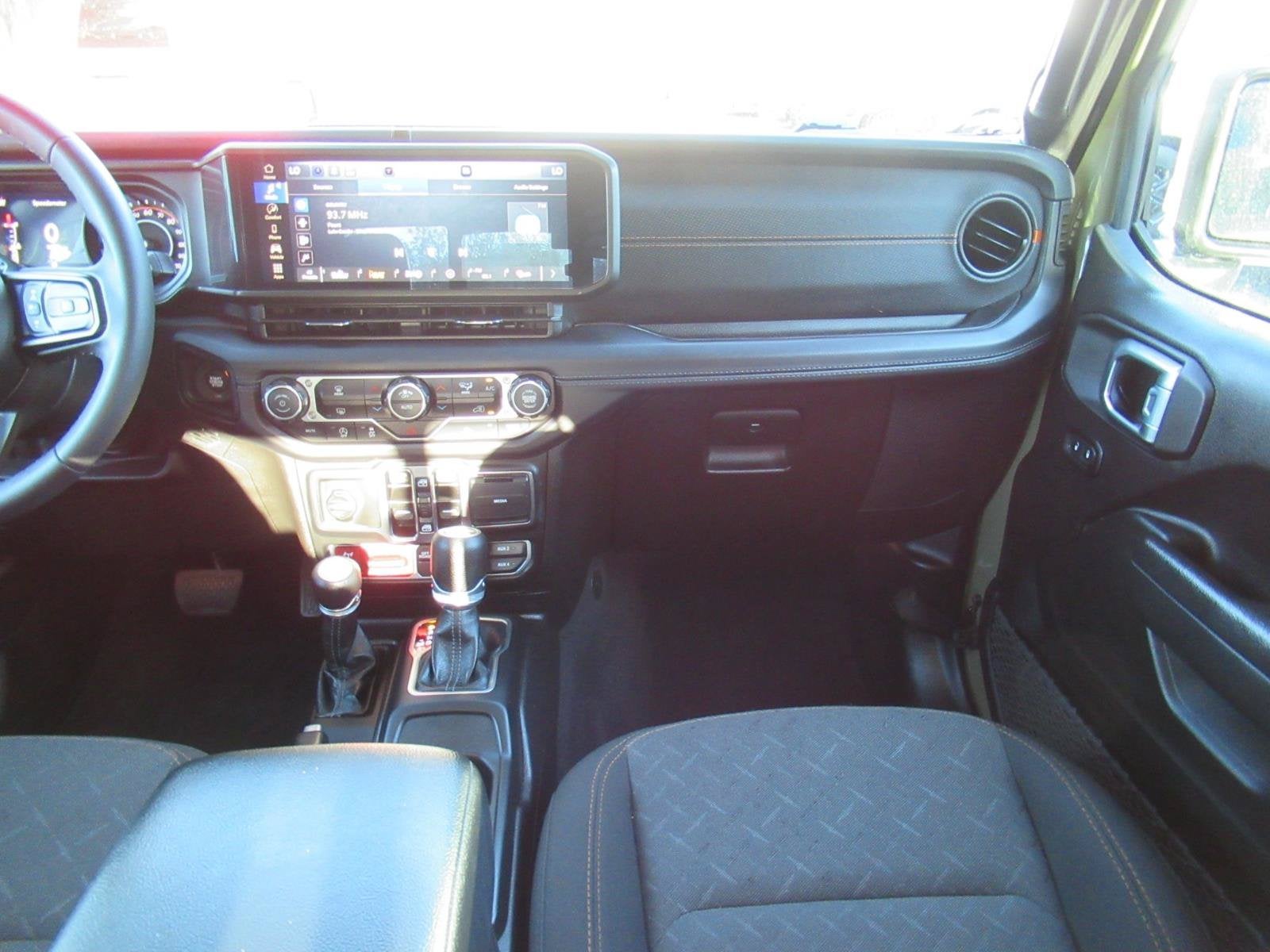 2026 Jeep Gladiator Mojave 4x4