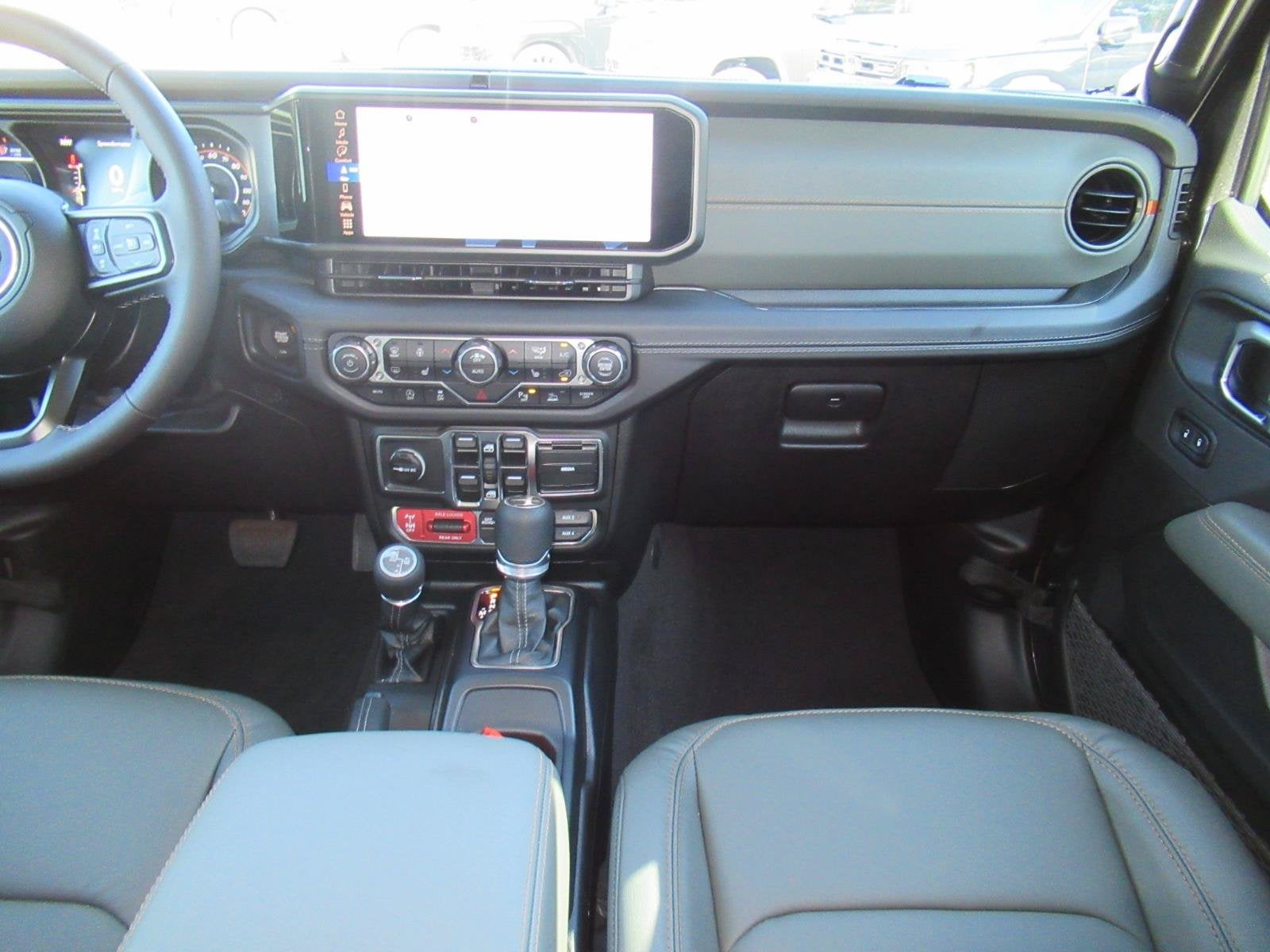 2027 Jeep Gladiator GLADIATOR MOJAVE X 4X4