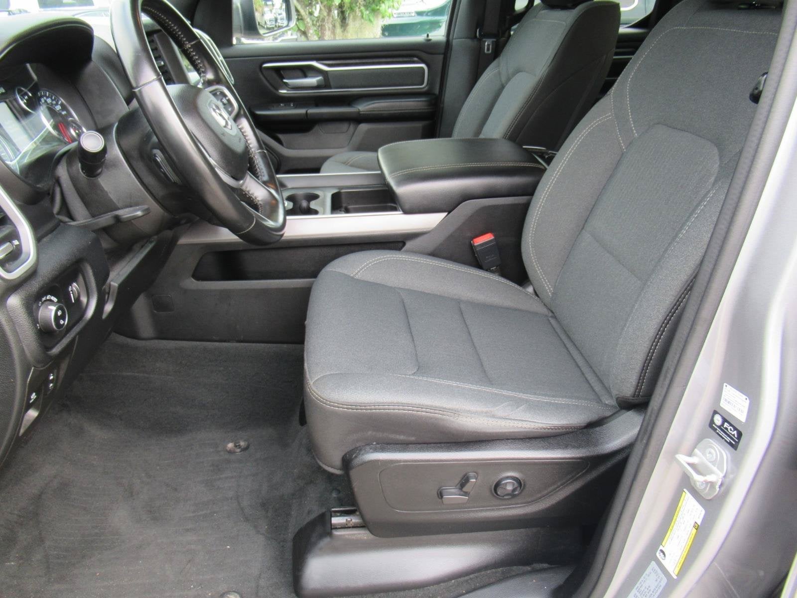 2021 RAM 1500 Big Horn Quad Cab 4x4 6'4' Box