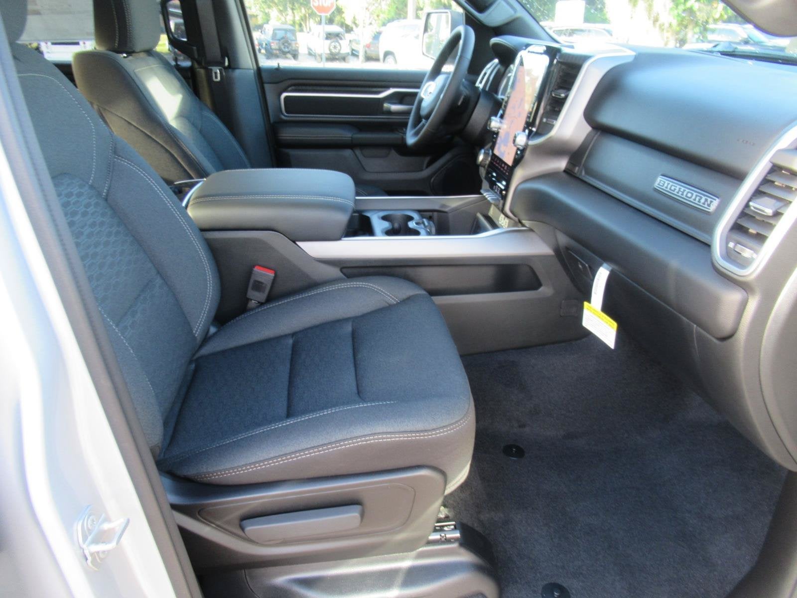 2027 RAM Ram 1500 RAM 1500 BIG HORN CREW CAB 4X4 5'7' BOX